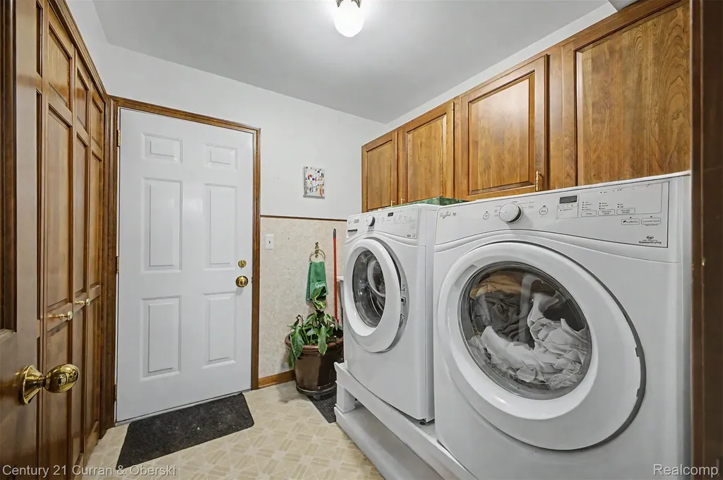 8661 N Dutchess Drive Bruce Township MI 48065