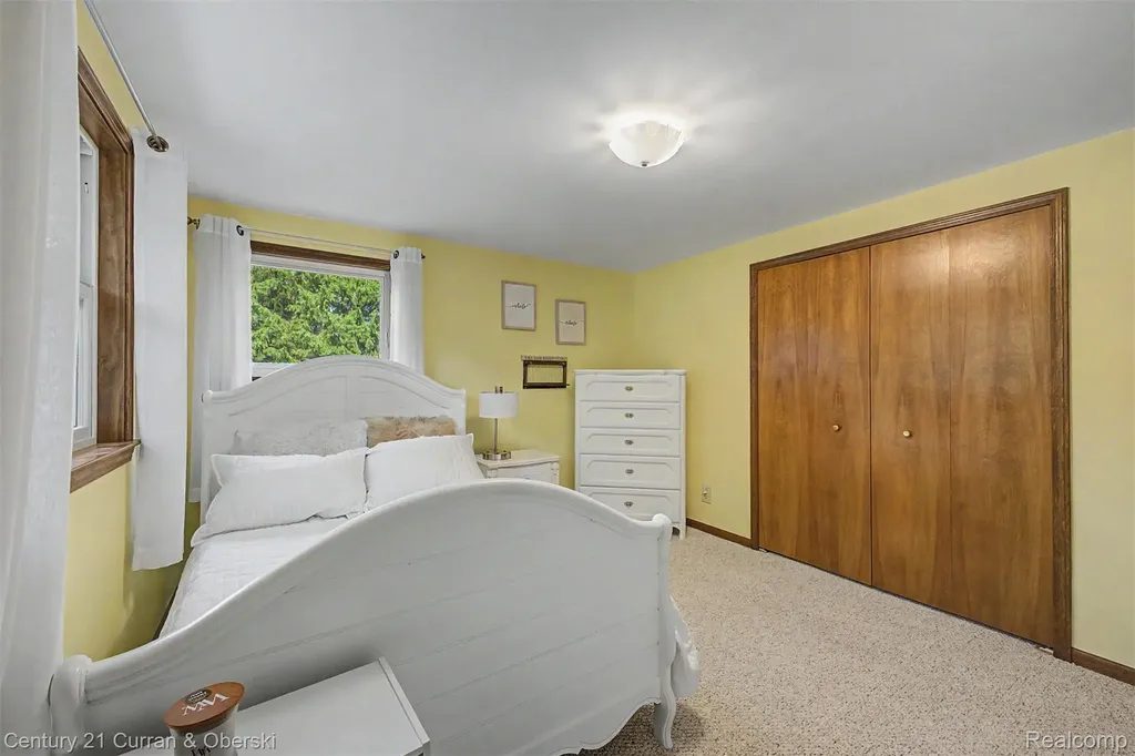8661 N Dutchess Drive Bruce Township MI 48065
