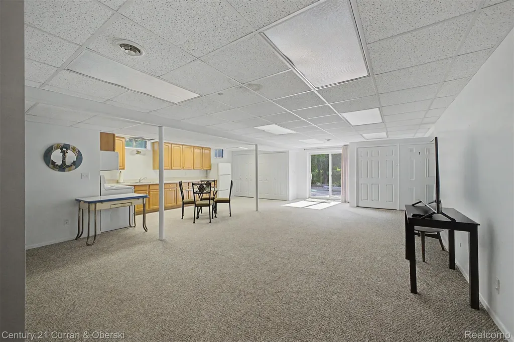 8661 N Dutchess Drive Bruce Township MI 48065