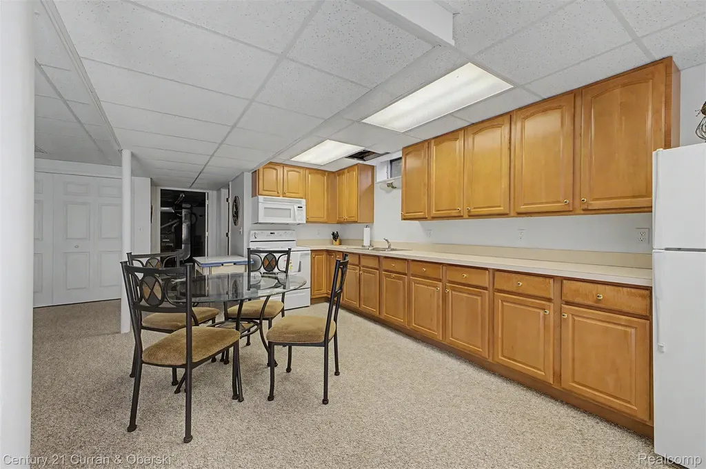 8661 N Dutchess Drive Bruce Township MI 48065
