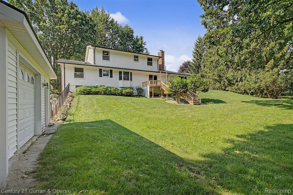 8661 N Dutchess Drive Bruce Township MI 48065