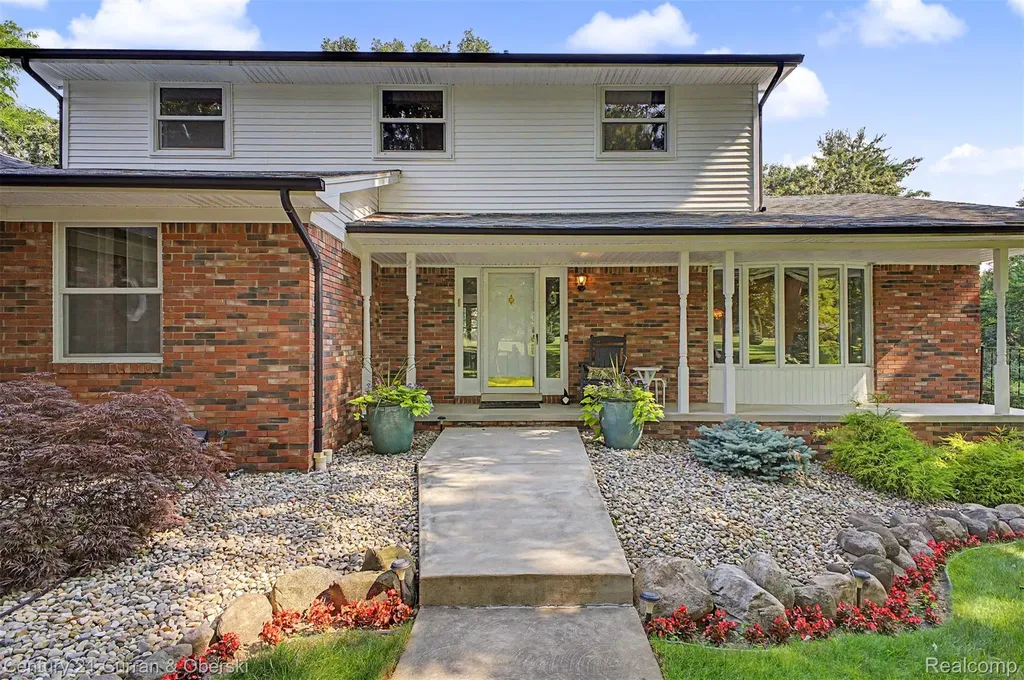 8661 N Dutchess Drive Bruce Township MI 48065