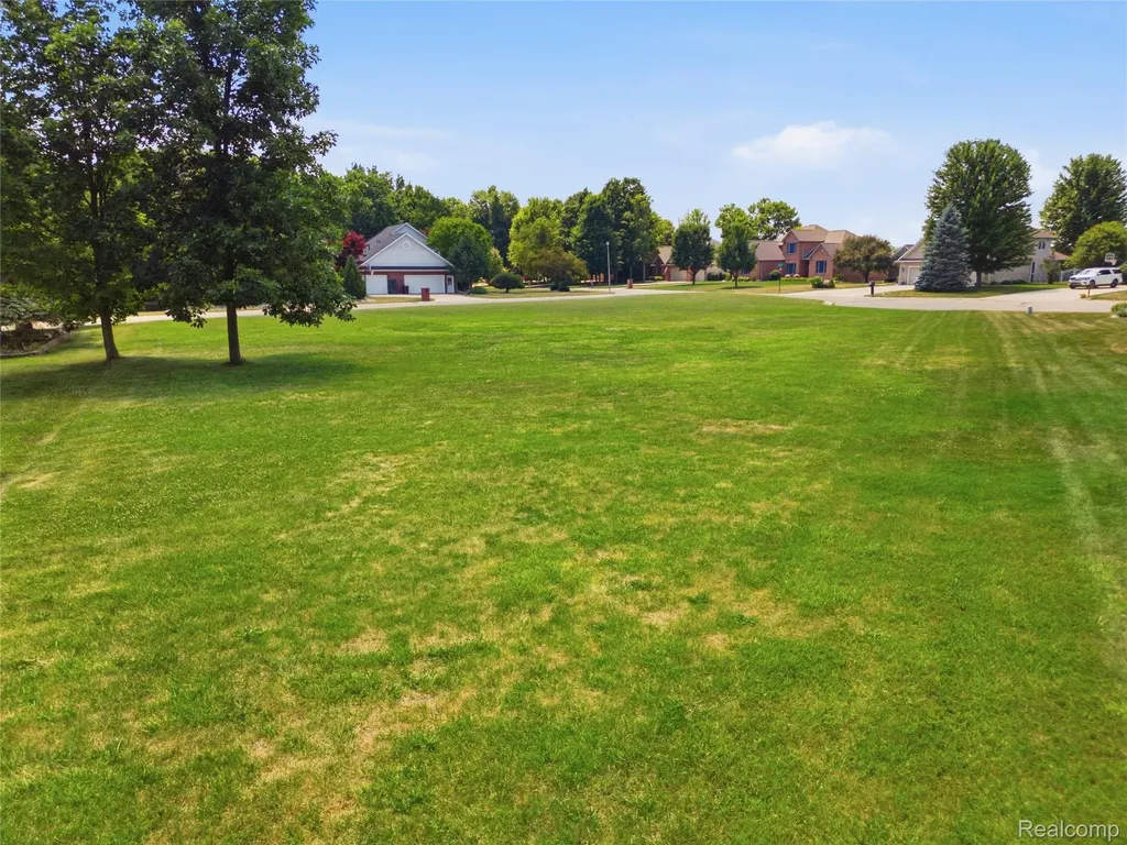 3488 Woodridge Drive Flushing Charter Township MI 48433