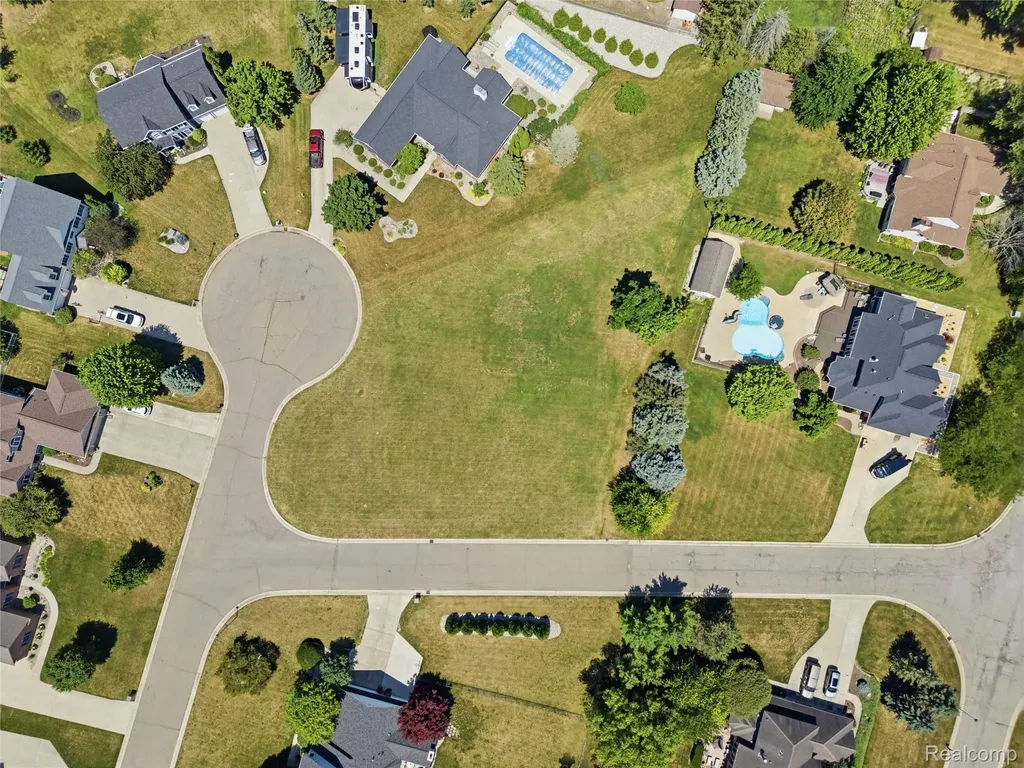 3488 Woodridge Drive Flushing Charter Township MI 48433