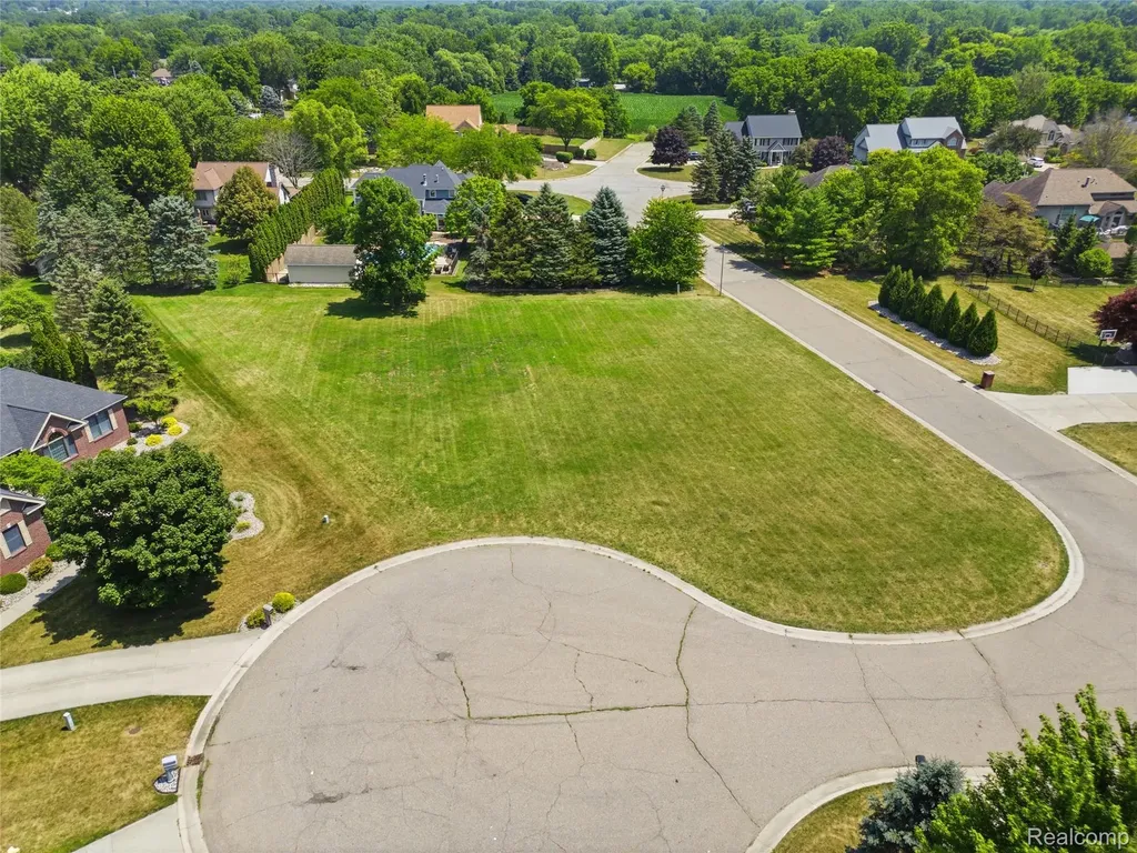 3488 Woodridge Drive Flushing Charter Township MI 48433