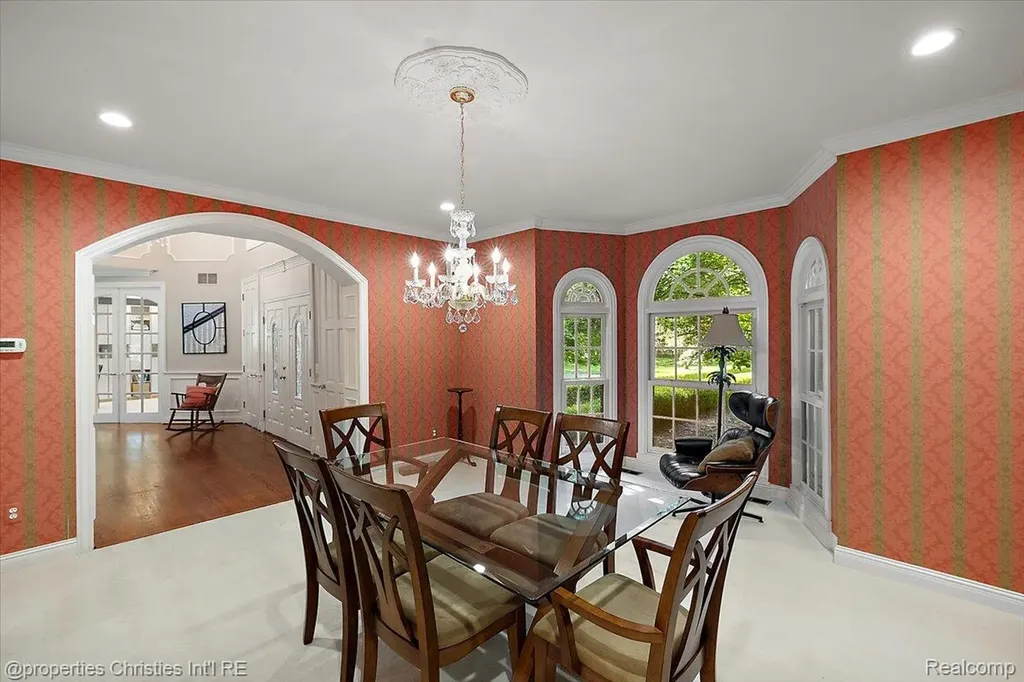 1315 Maryland Highland Charter Township MI 48380