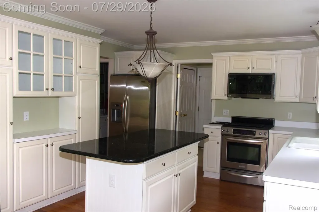 7781 Partridge Hill Drive Hamburg Township MI 48116