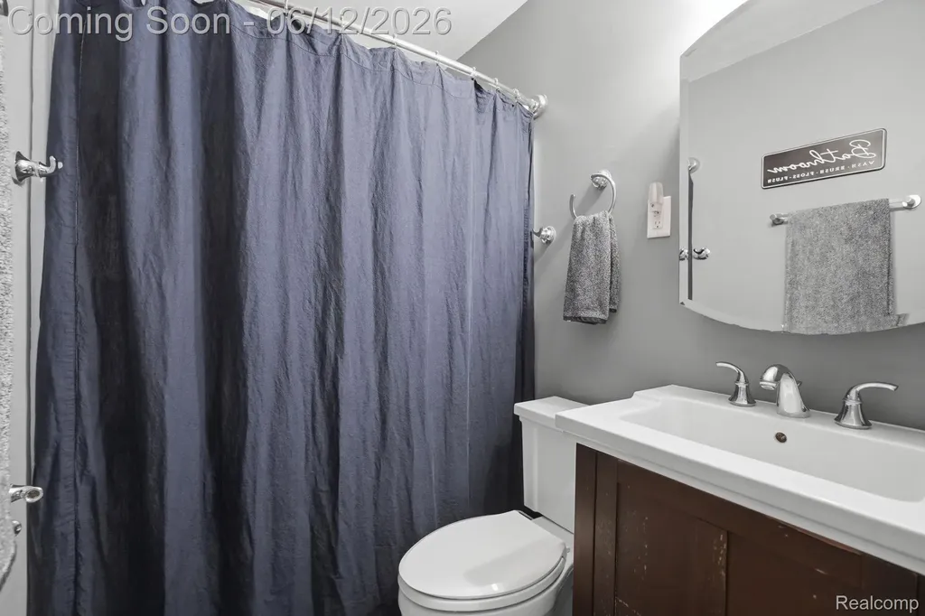 1061 Western Drive Ann Arbor City MI 48103