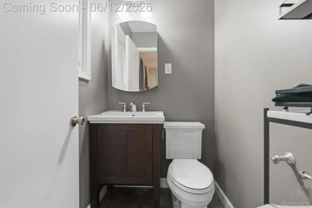 1061 Western Drive Ann Arbor City MI 48103