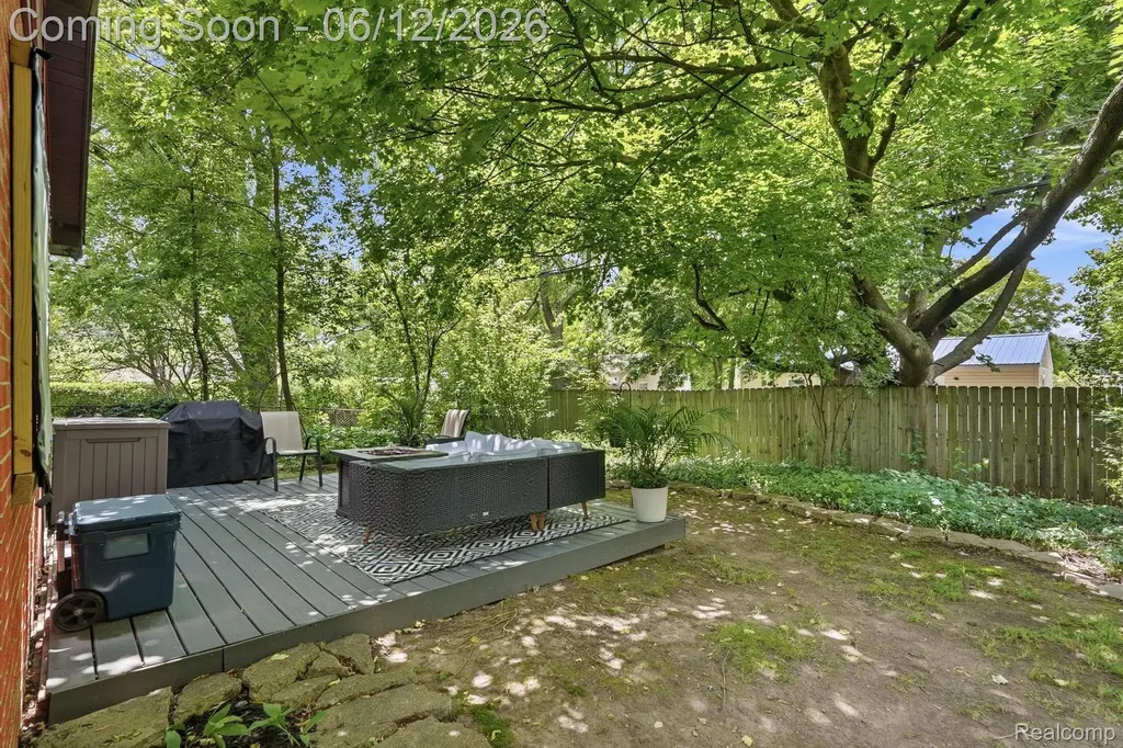1061 Western Drive Ann Arbor City MI 48103