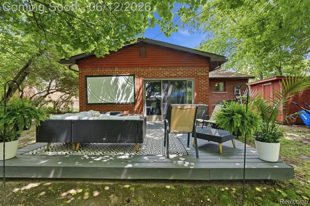 1061 Western Drive Ann Arbor City MI 48103