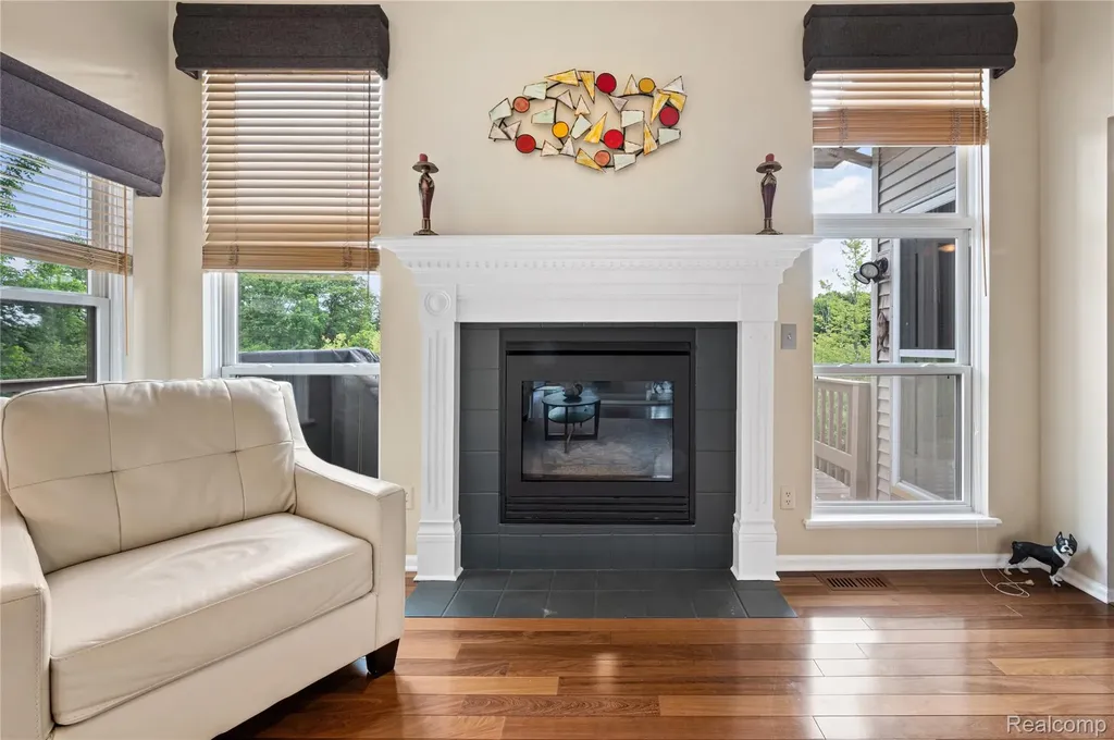 2460 Fenton Creek Lane Fenton Charter Township MI 48430