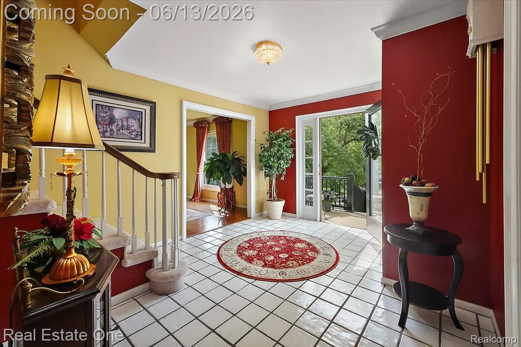 1854 Ludgate Lane Rochester Hills City MI 48309