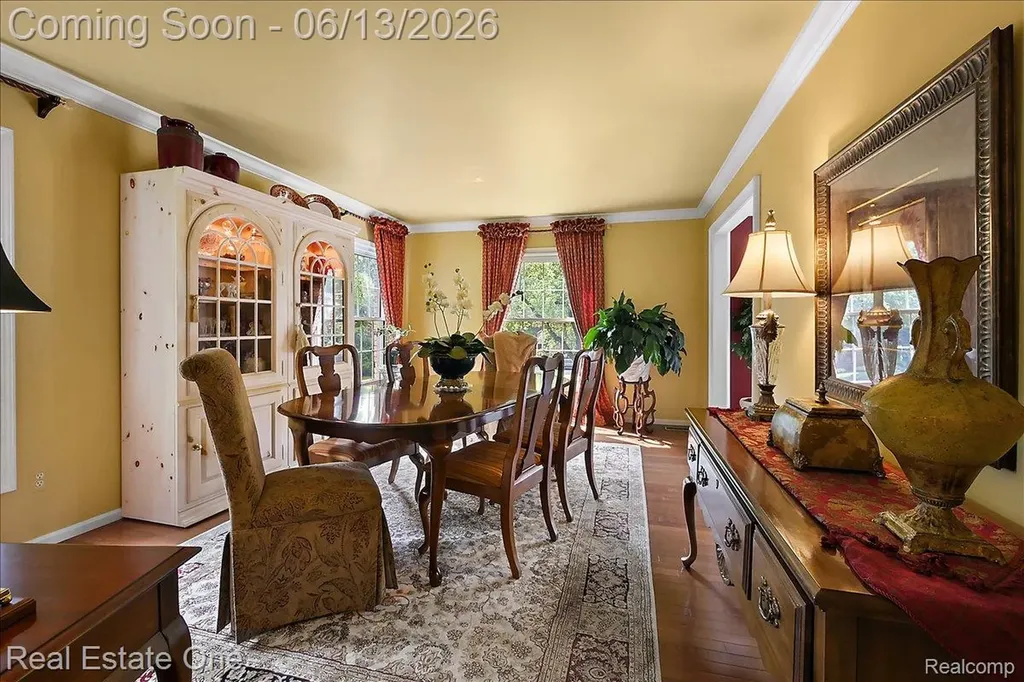 1854 Ludgate Lane Rochester Hills City MI 48309