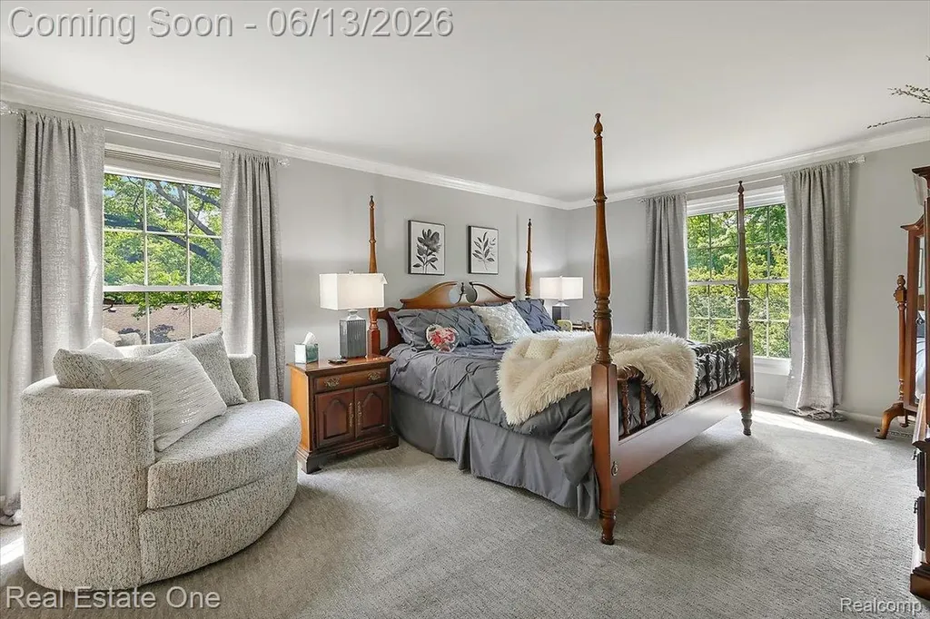1854 Ludgate Lane Rochester Hills City MI 48309