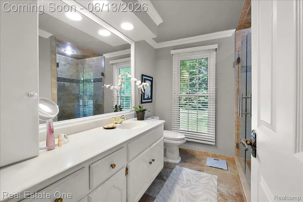 1854 Ludgate Lane Rochester Hills City MI 48309