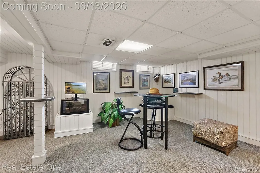 1854 Ludgate Lane Rochester Hills City MI 48309