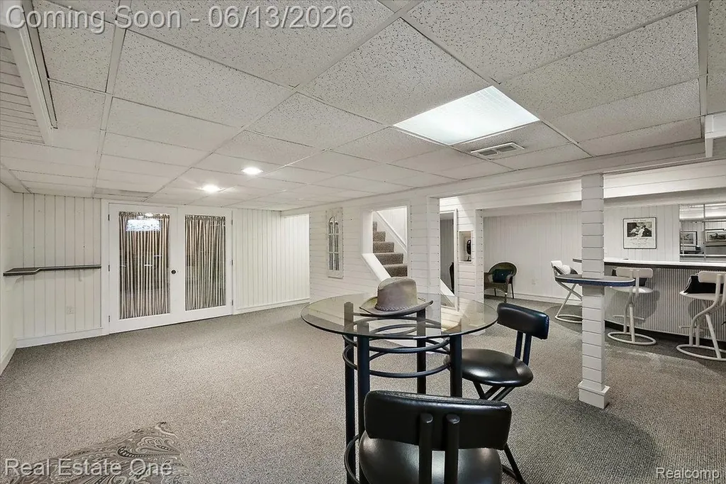 1854 Ludgate Lane Rochester Hills City MI 48309