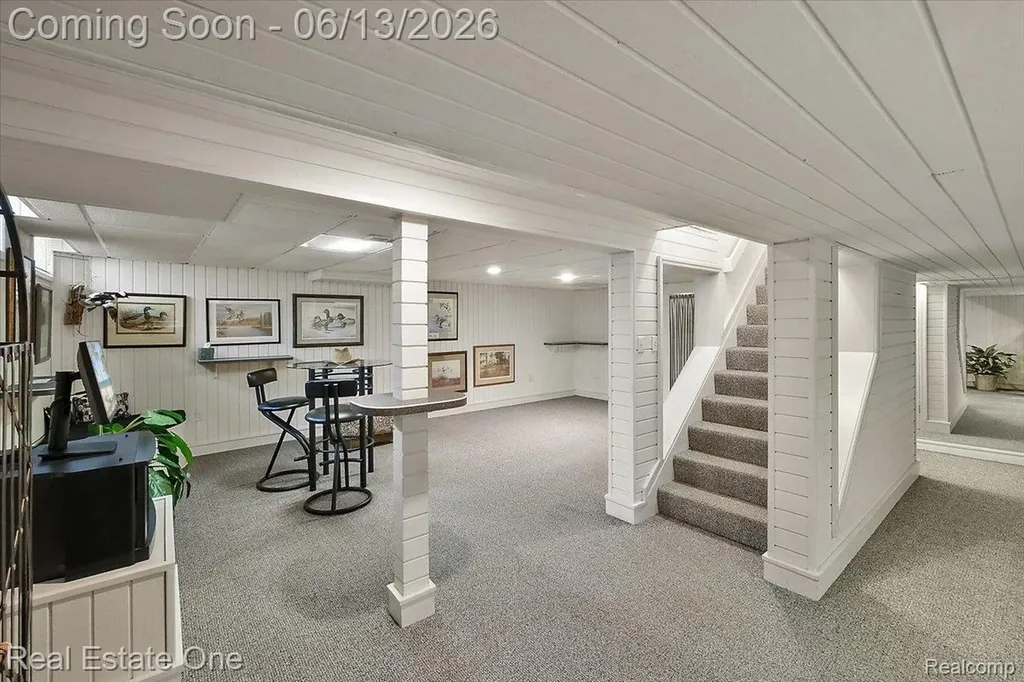 1854 Ludgate Lane Rochester Hills City MI 48309
