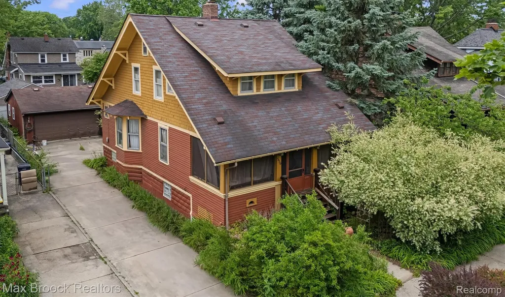 516 S Laurel Street Royal Oak City MI 48067