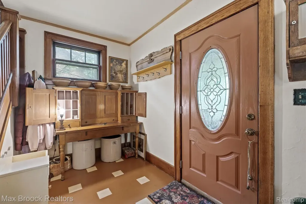 516 S Laurel Street Royal Oak City MI 48067
