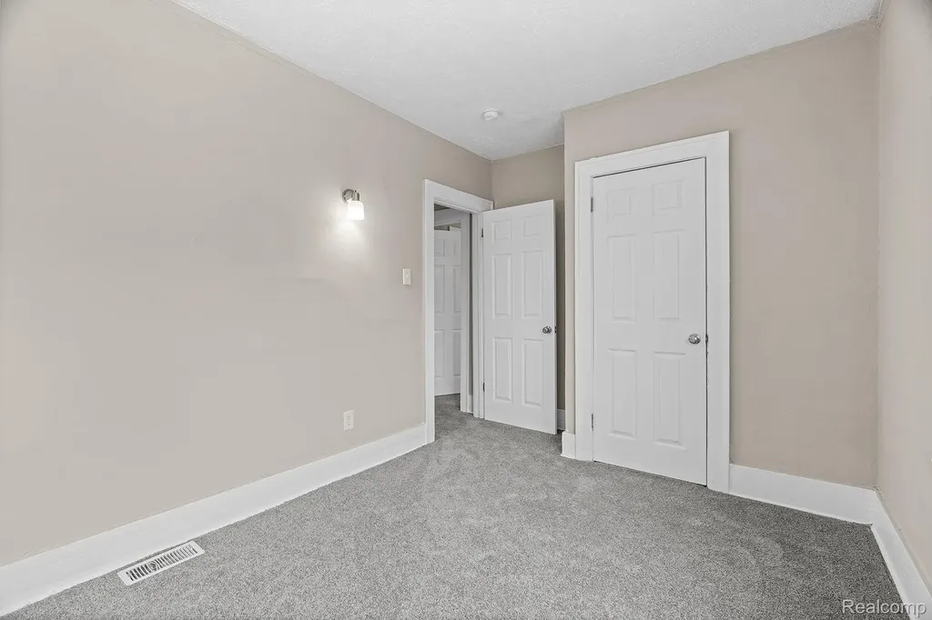 1975 Taylor Street Detroit City MI 48206