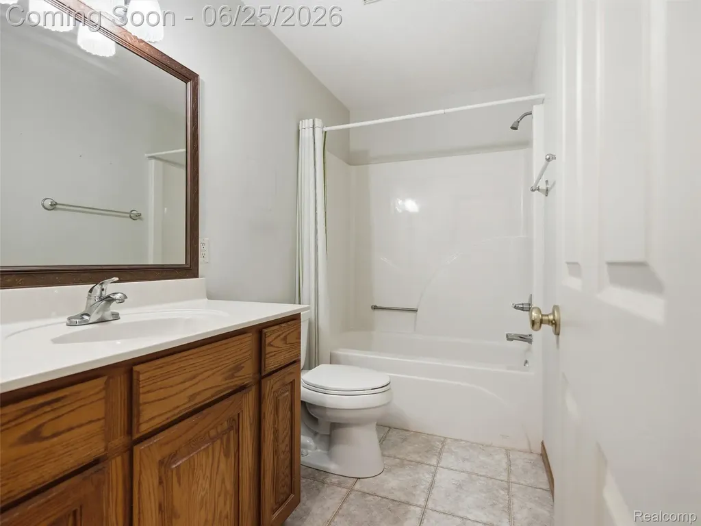 10288 Carmer Road Tyrone Township MI 48430