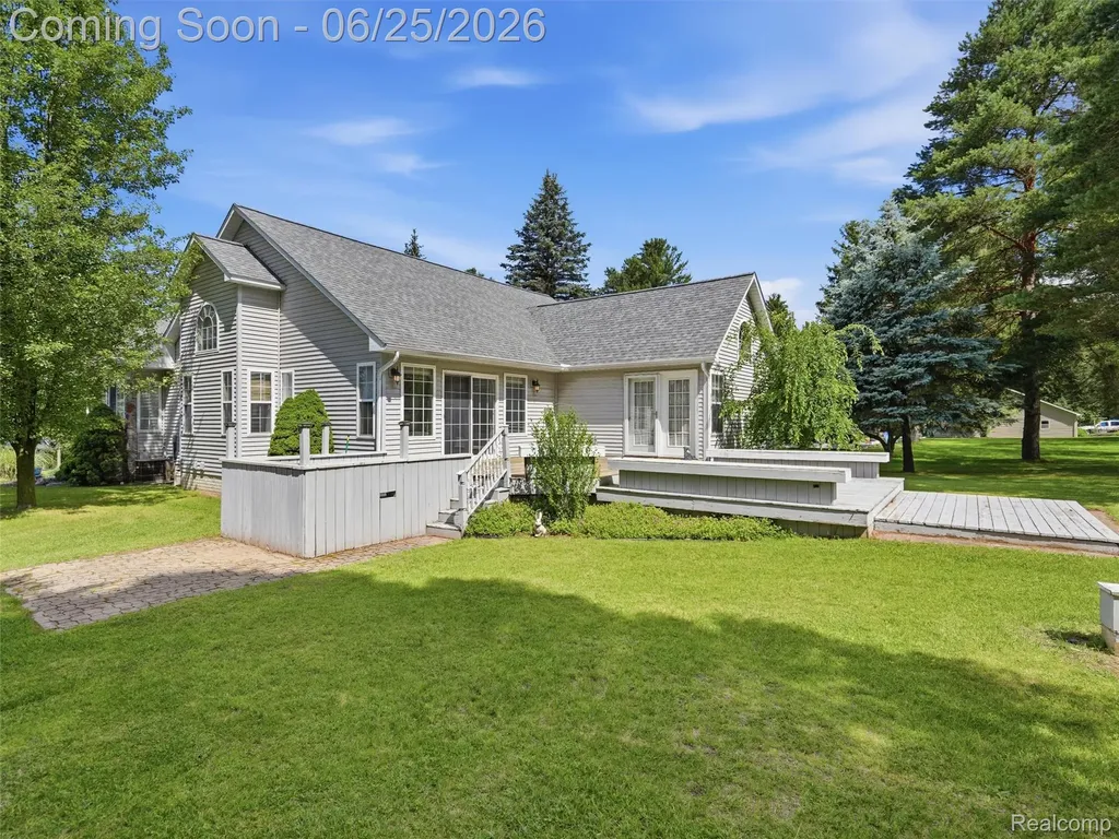10288 Carmer Road Tyrone Township MI 48430