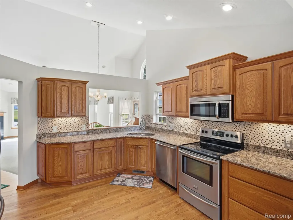 10288 Carmer Road Tyrone Township MI 48430