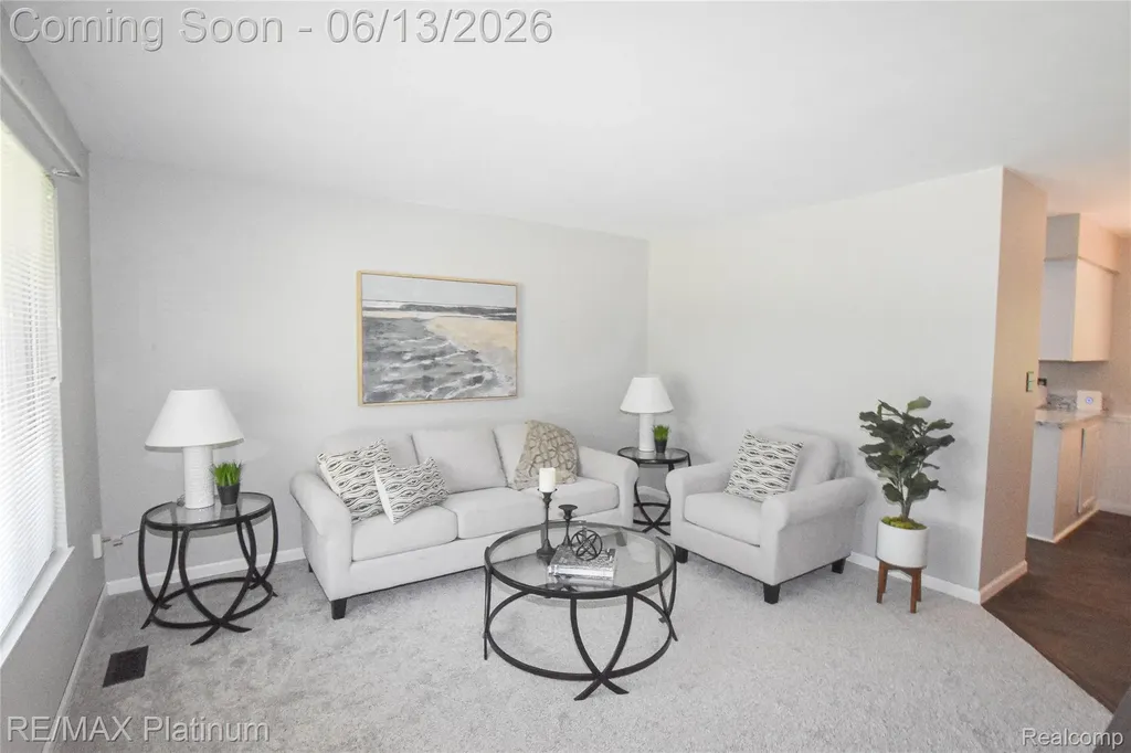 317 Woodlake Drive Brighton City MI 48116