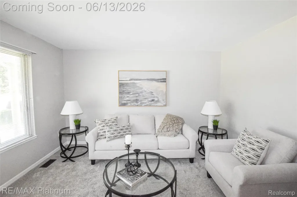 317 Woodlake Drive Brighton City MI 48116