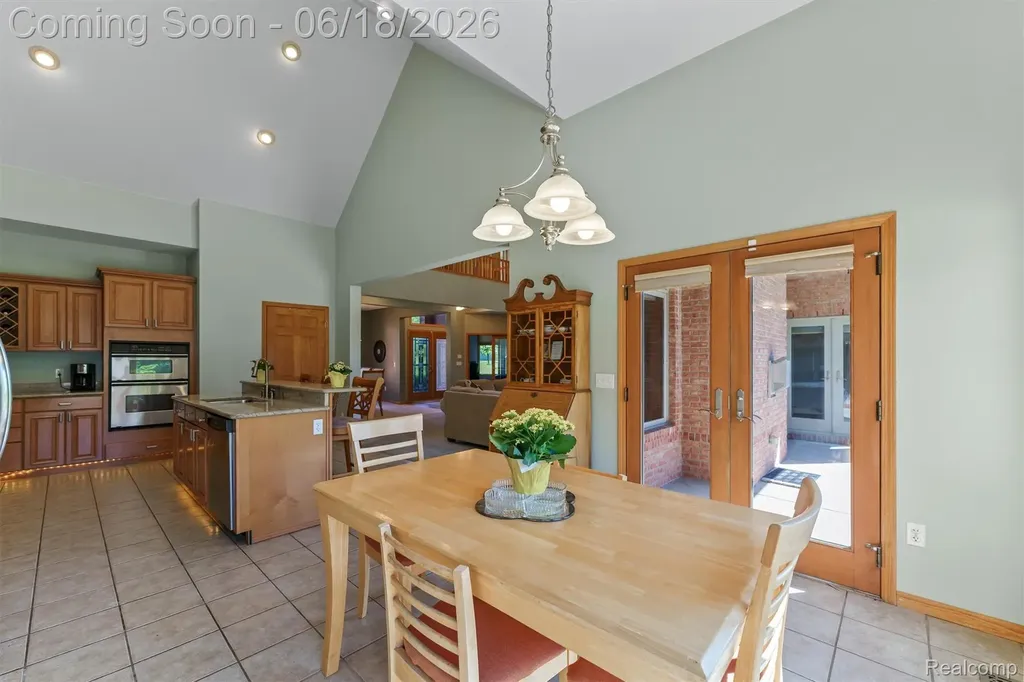 5715 Crest Court Webster Township MI 48130