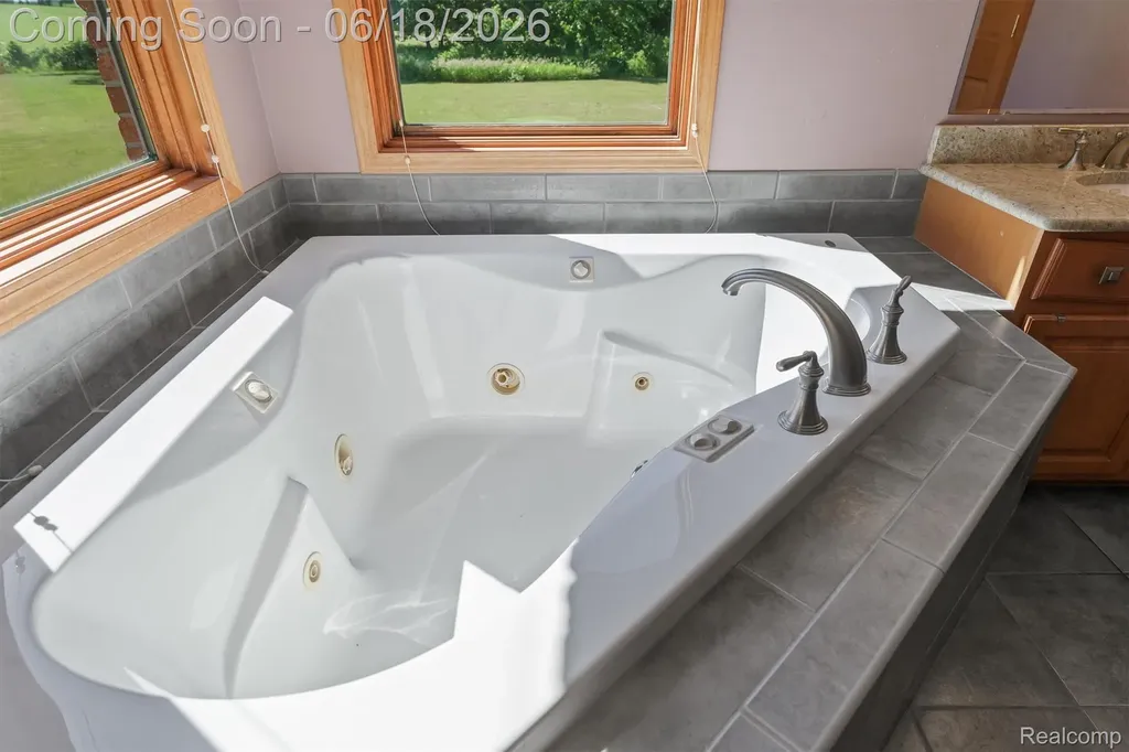 5715 Crest Court Webster Township MI 48130