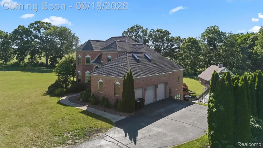 5715 Crest Court Webster Township MI 48130
