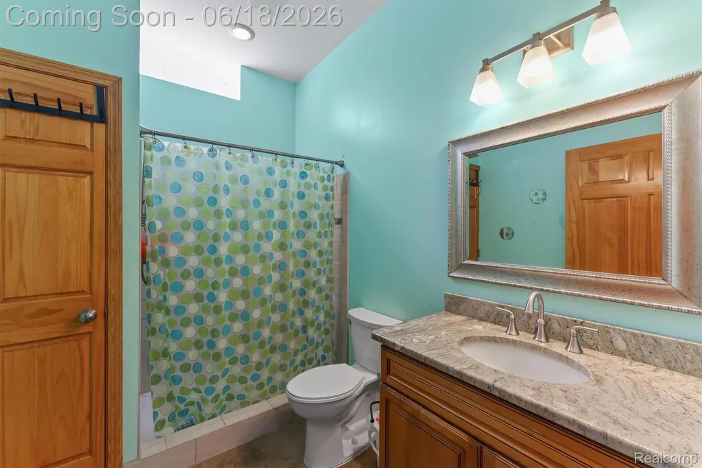 5715 Crest Court Webster Township MI 48130