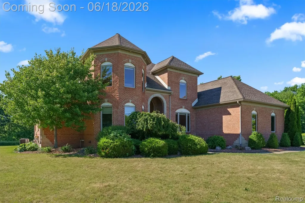 5715 Crest Court Webster Township MI 48130