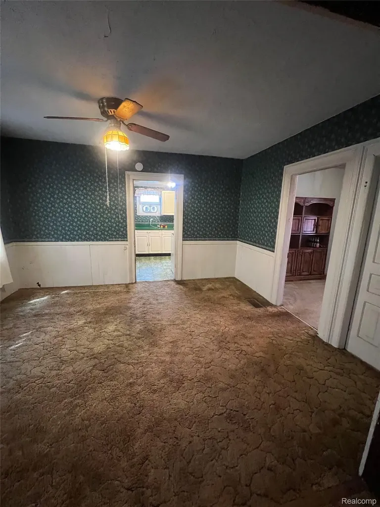 1061 Lansing Street Detroit City MI 48209