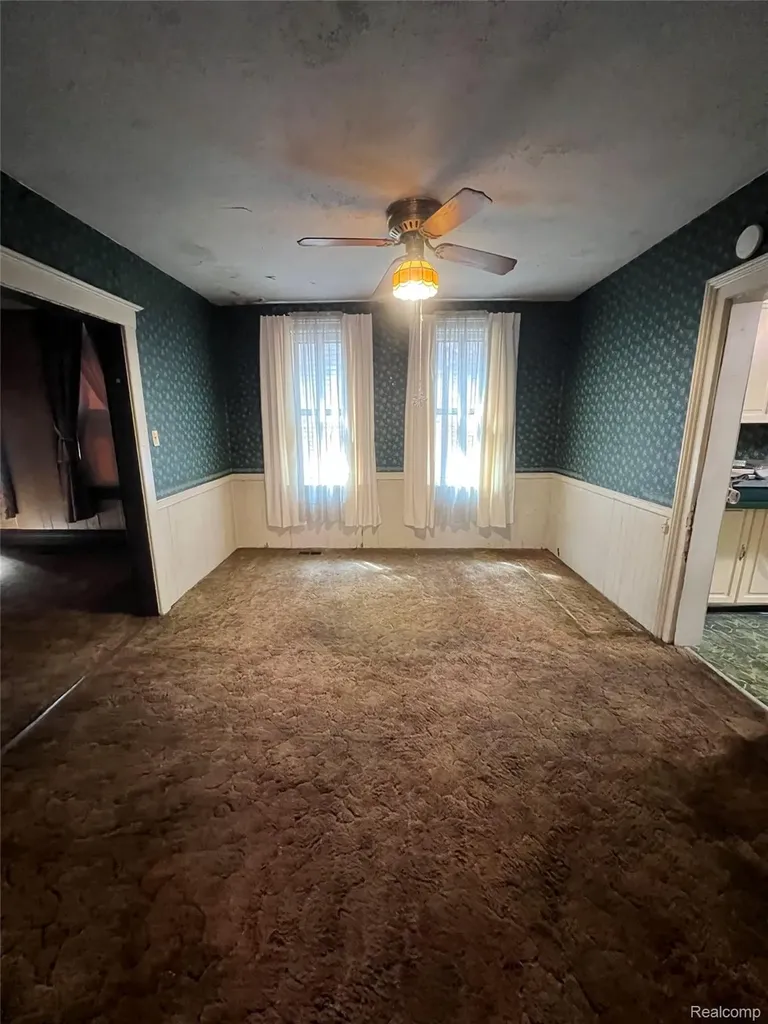 1061 Lansing Street Detroit City MI 48209