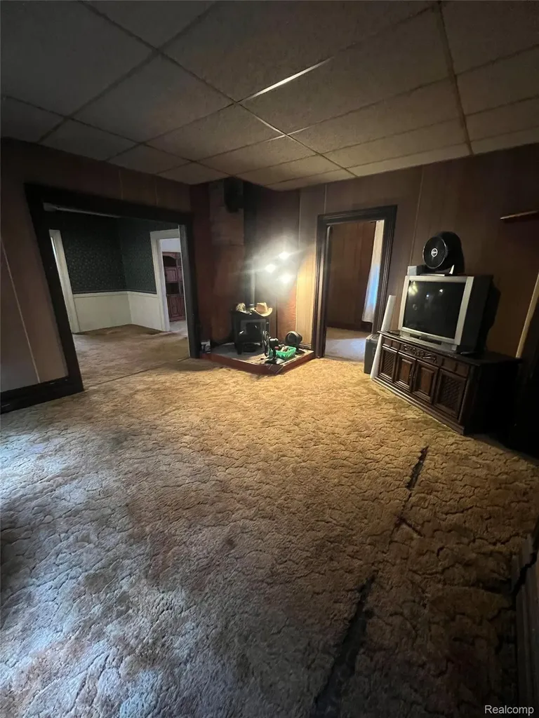 1061 Lansing Street Detroit City MI 48209