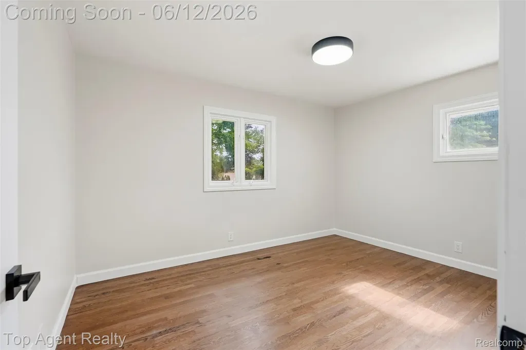 23040 Shiell Street Clinton Charter Township MI 48035