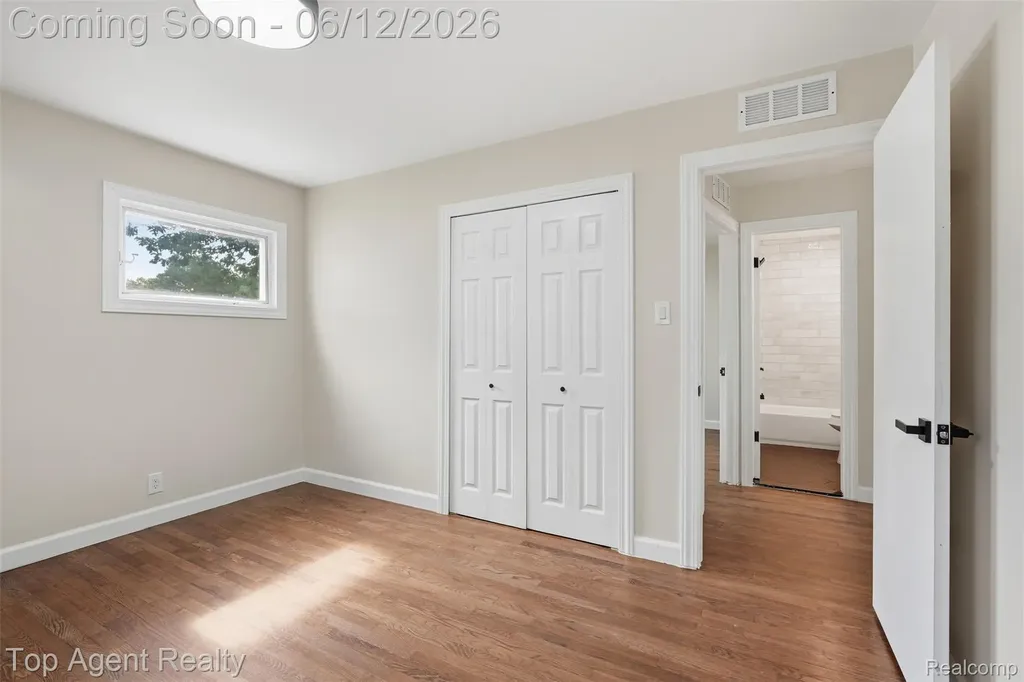23040 Shiell Street Clinton Charter Township MI 48035