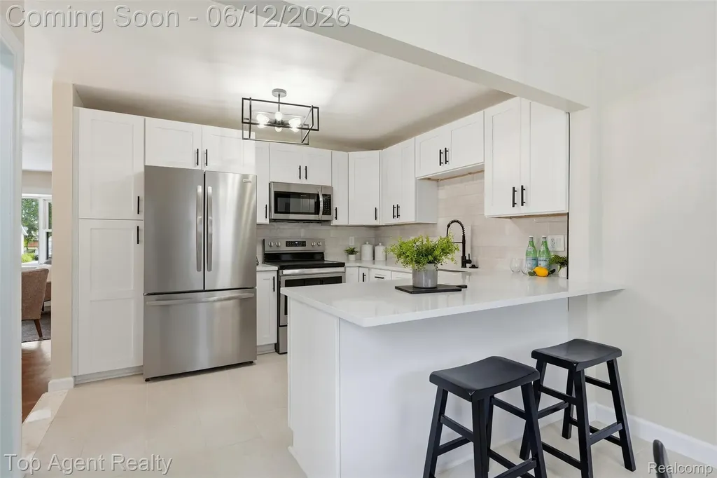 23040 Shiell Street Clinton Charter Township MI 48035