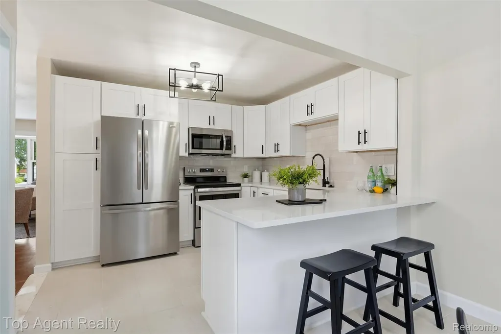 23040 Shiell Street Clinton Charter Township MI 48035