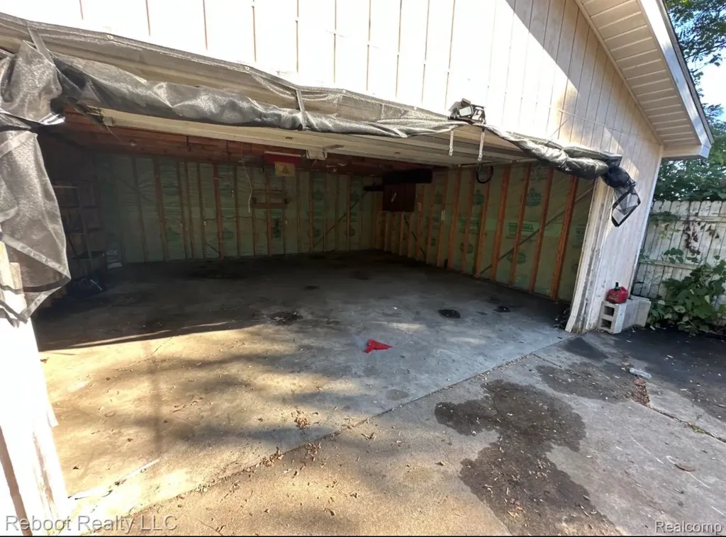 1814 Schaefer Street Saginaw City MI 48602