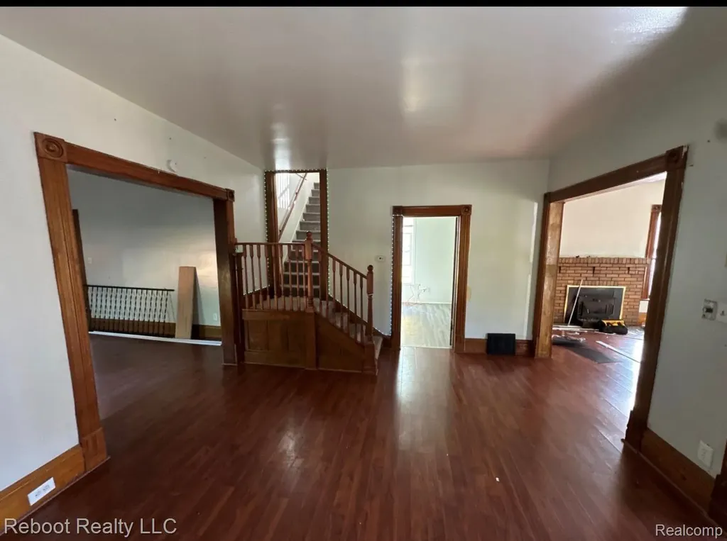 1814 Schaefer Street Saginaw City MI 48602