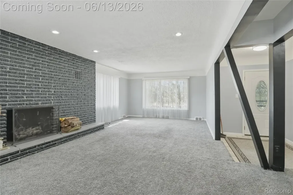 2555 W Boston Boulevard Detroit City MI 48206
