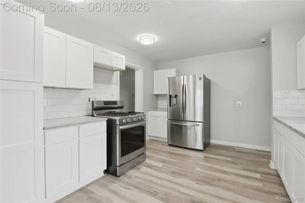 2555 W Boston Boulevard Detroit City MI 48206