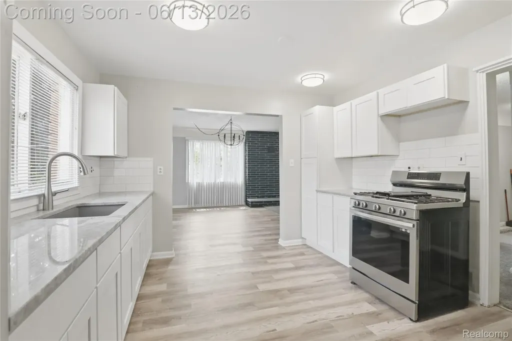 2555 W Boston Boulevard Detroit City MI 48206
