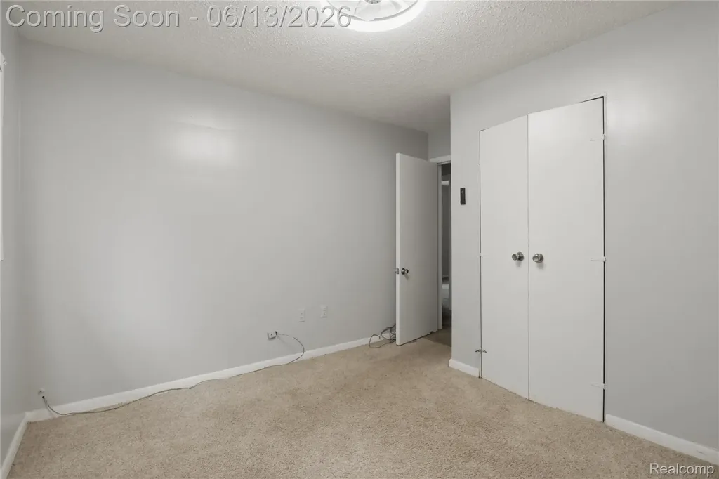 2555 W Boston Boulevard Detroit City MI 48206