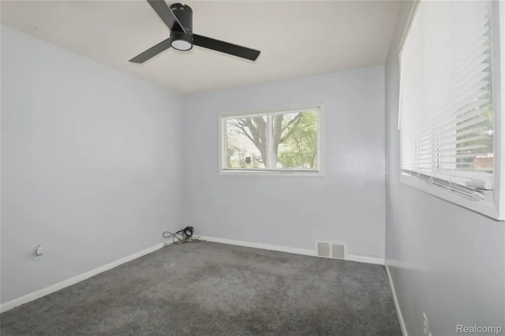 2555 W Boston Boulevard Detroit City MI 48206